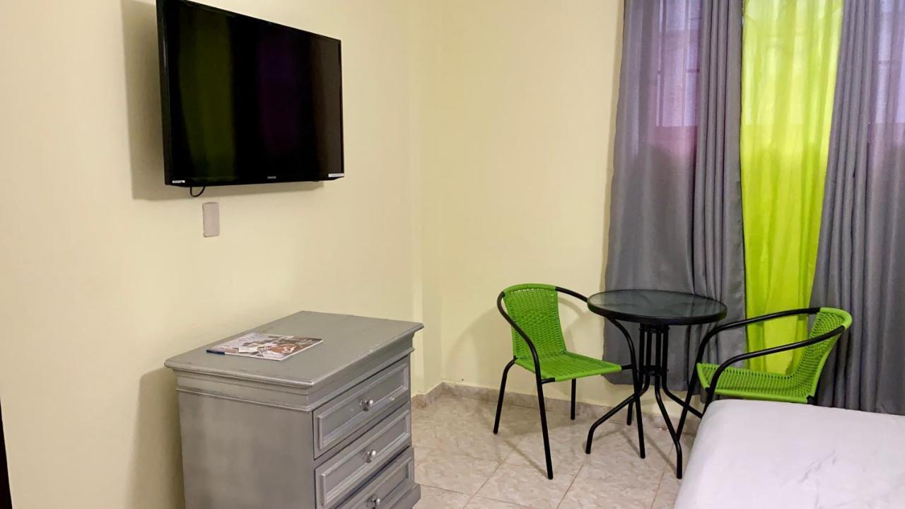 Hotel Maria Bonita Higueey Экстерьер фото